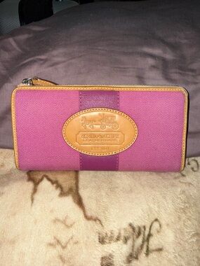 🖤COACH VINTAGE PURPLE DEMPSEY 10th ANNIVERSARY WALLET🖤